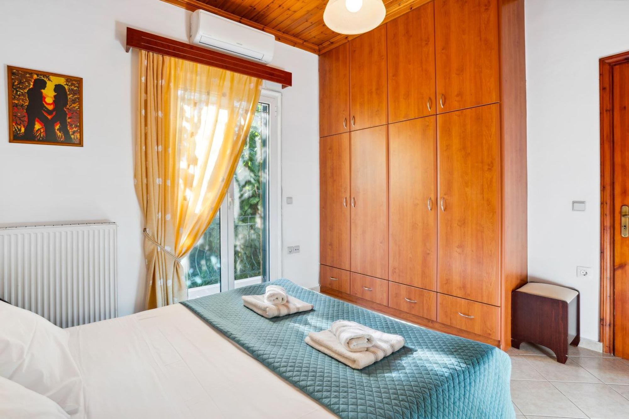 Verani Residence Parking Balcony Playground Sívros Екстериор снимка