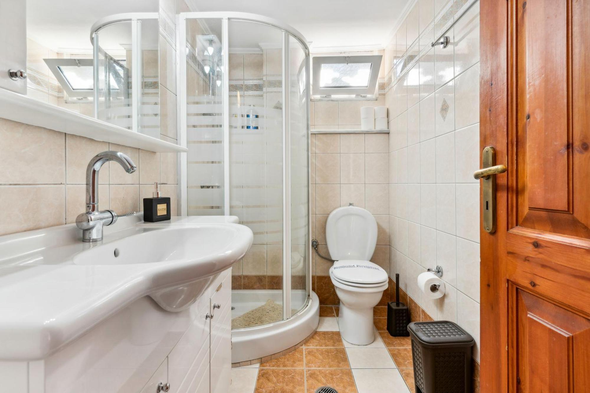 Verani Residence Parking Balcony Playground Sívros Екстериор снимка